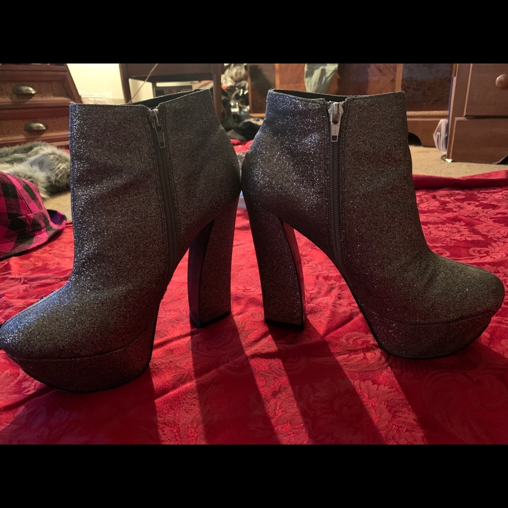 Silver Boots - image 1
